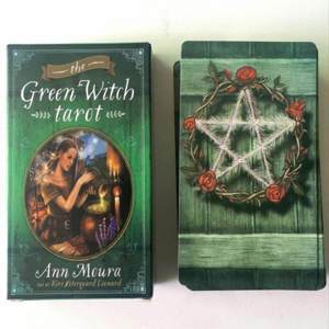 Green Witch Tarot – Tiếp Cận Yêu Thuật Xanh Từ Ngoại Giáo